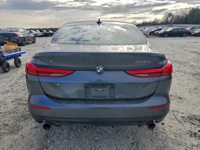 BMW 2 Series Image 2