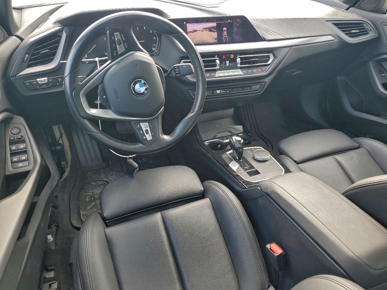 BMW 2 Series Image 3