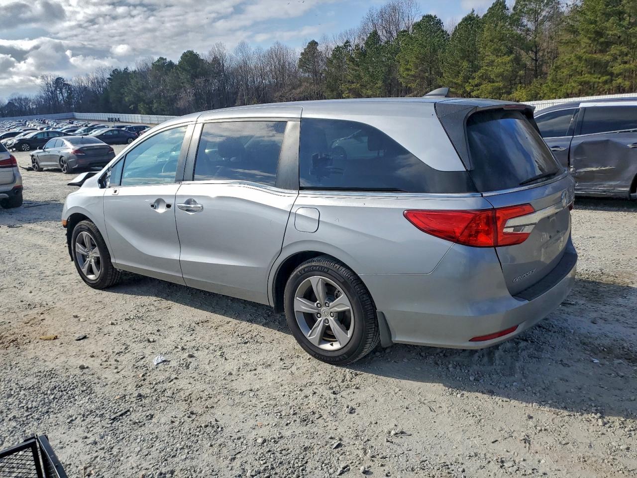 Honda Odyssey Exl Image 3