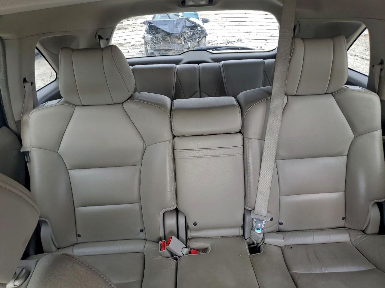 Acura MDX Image 9