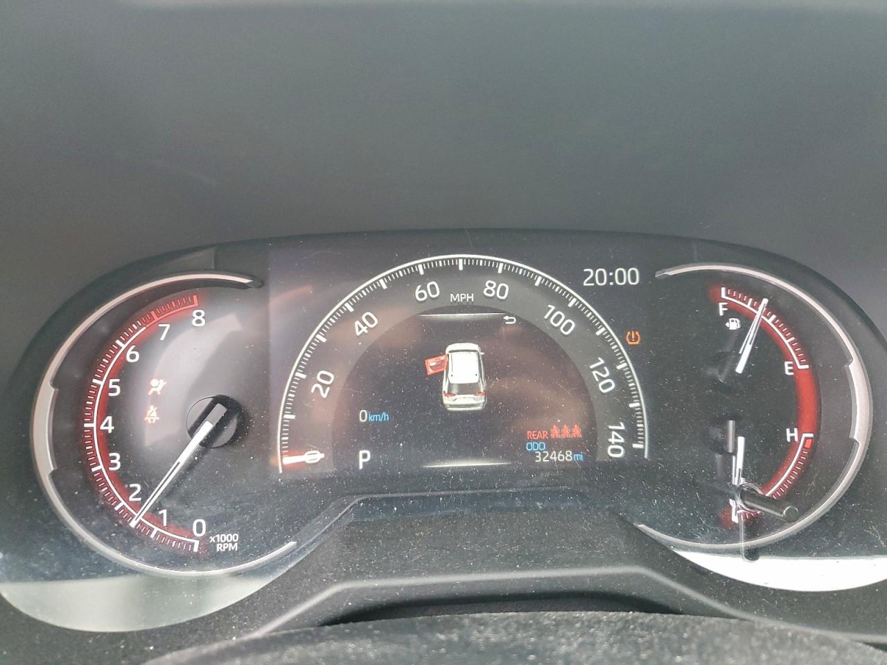 Toyota RAV4 Le Image 7