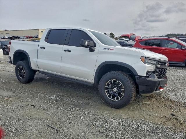 Chevrolet Silverado K1500 Zr2 Image 5