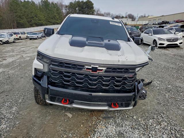 Chevrolet Silverado K1500 Zr2 Image 3