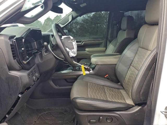 Chevrolet Silverado K1500 Zr2 Image 6