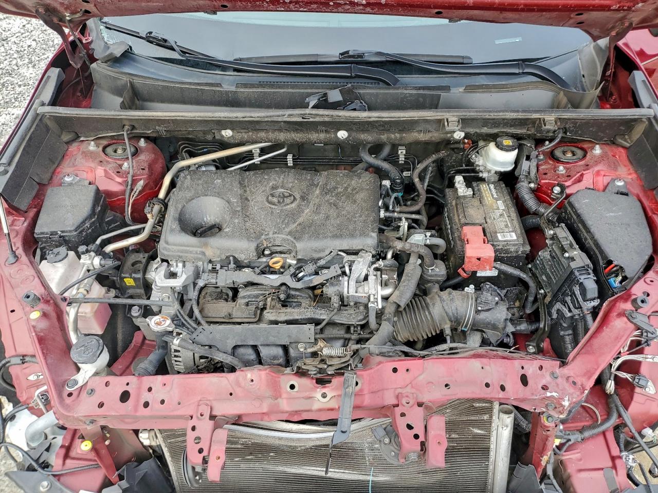 Toyota RAV4 Le Image 10