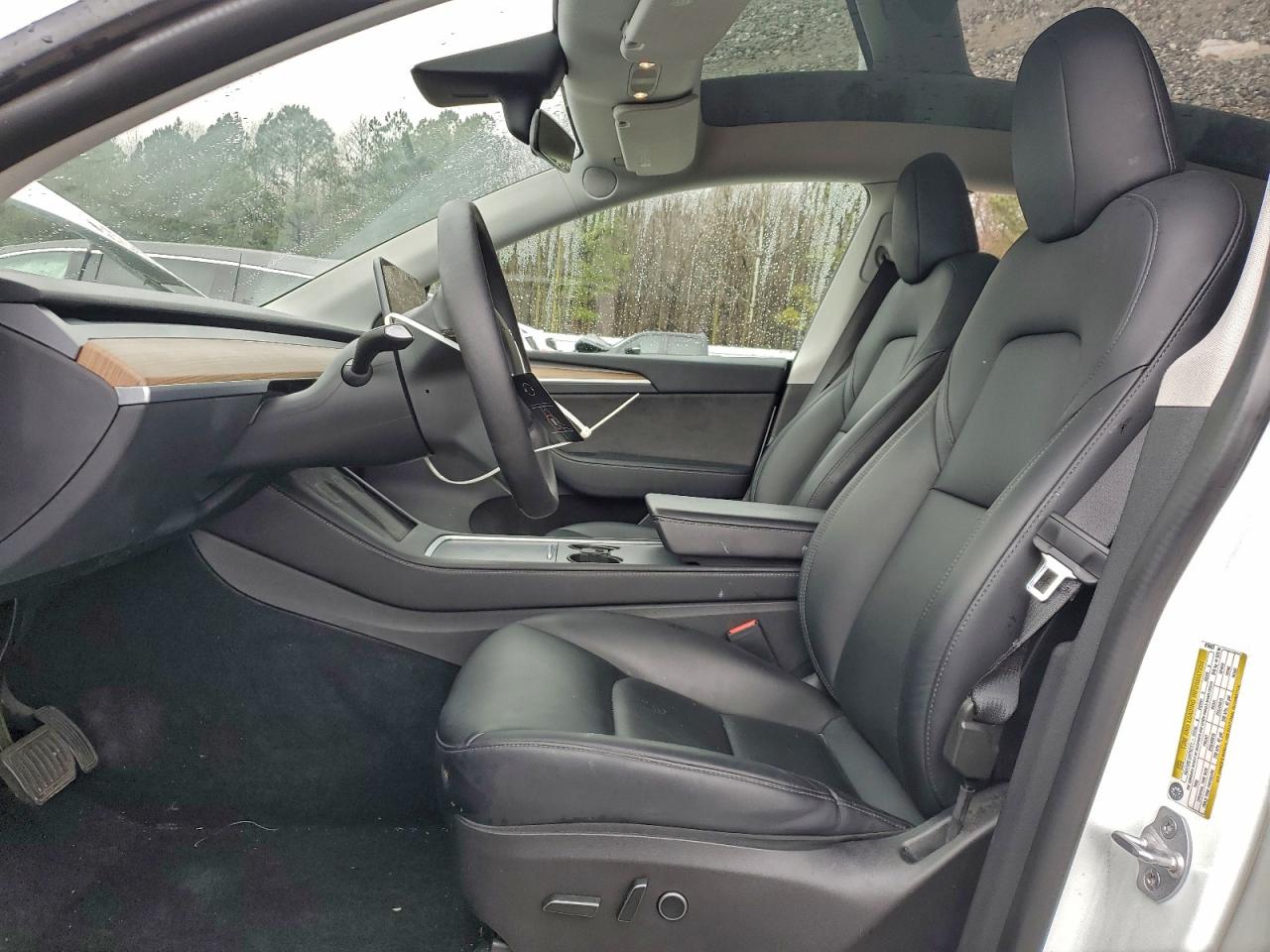 Tesla Model Y Image 11