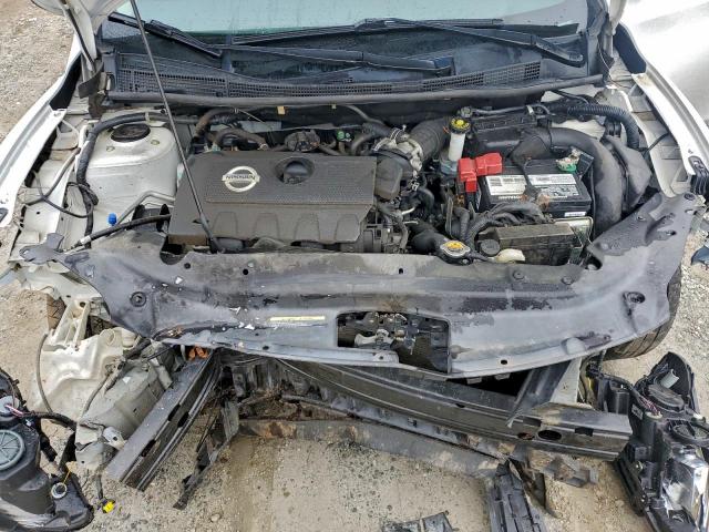 Nissan Sentra S Image 8