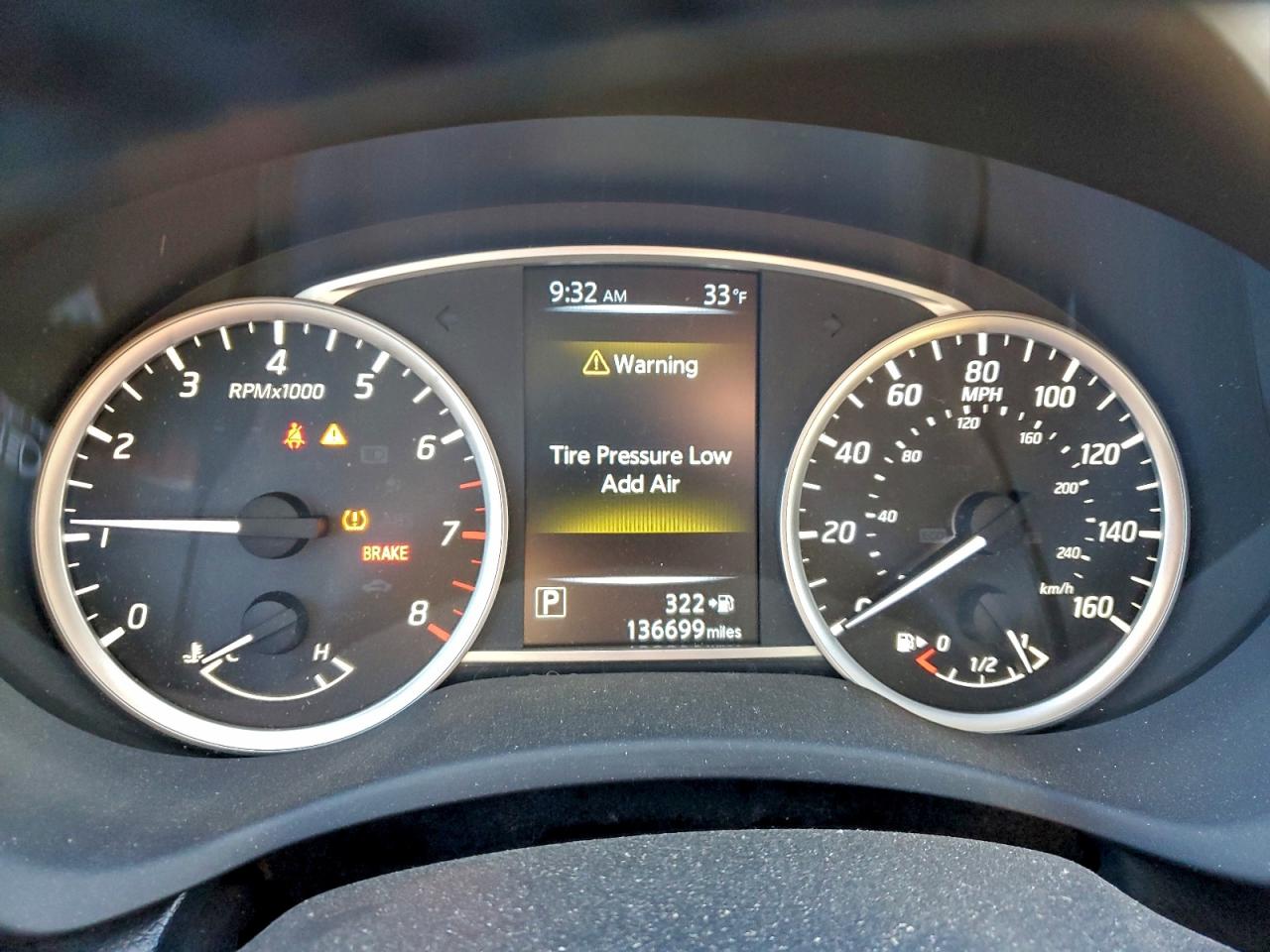 Nissan Sentra S Image 12