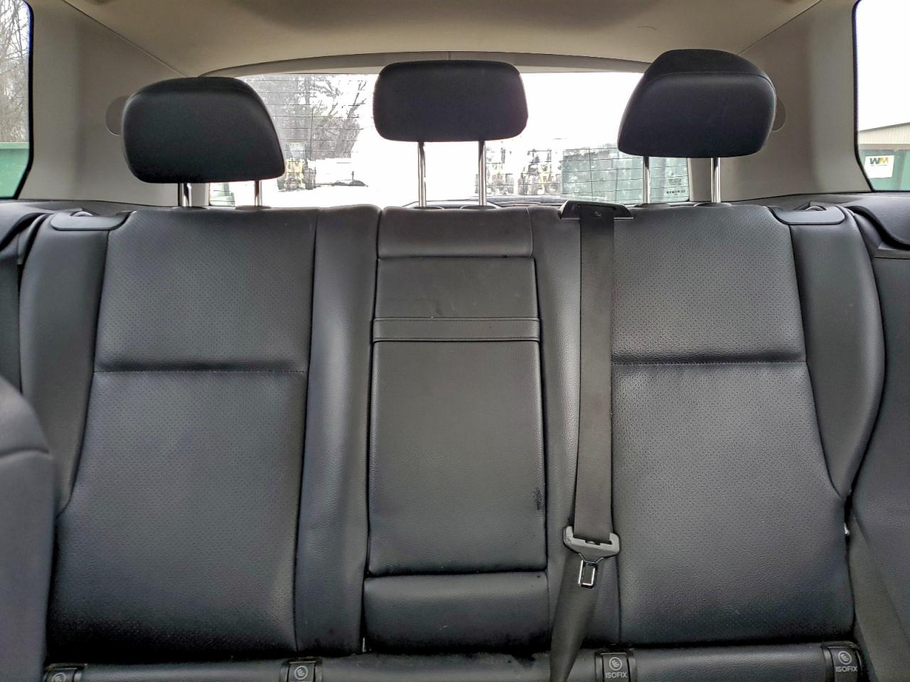 Mercedes-Benz GLK 350 Image 5