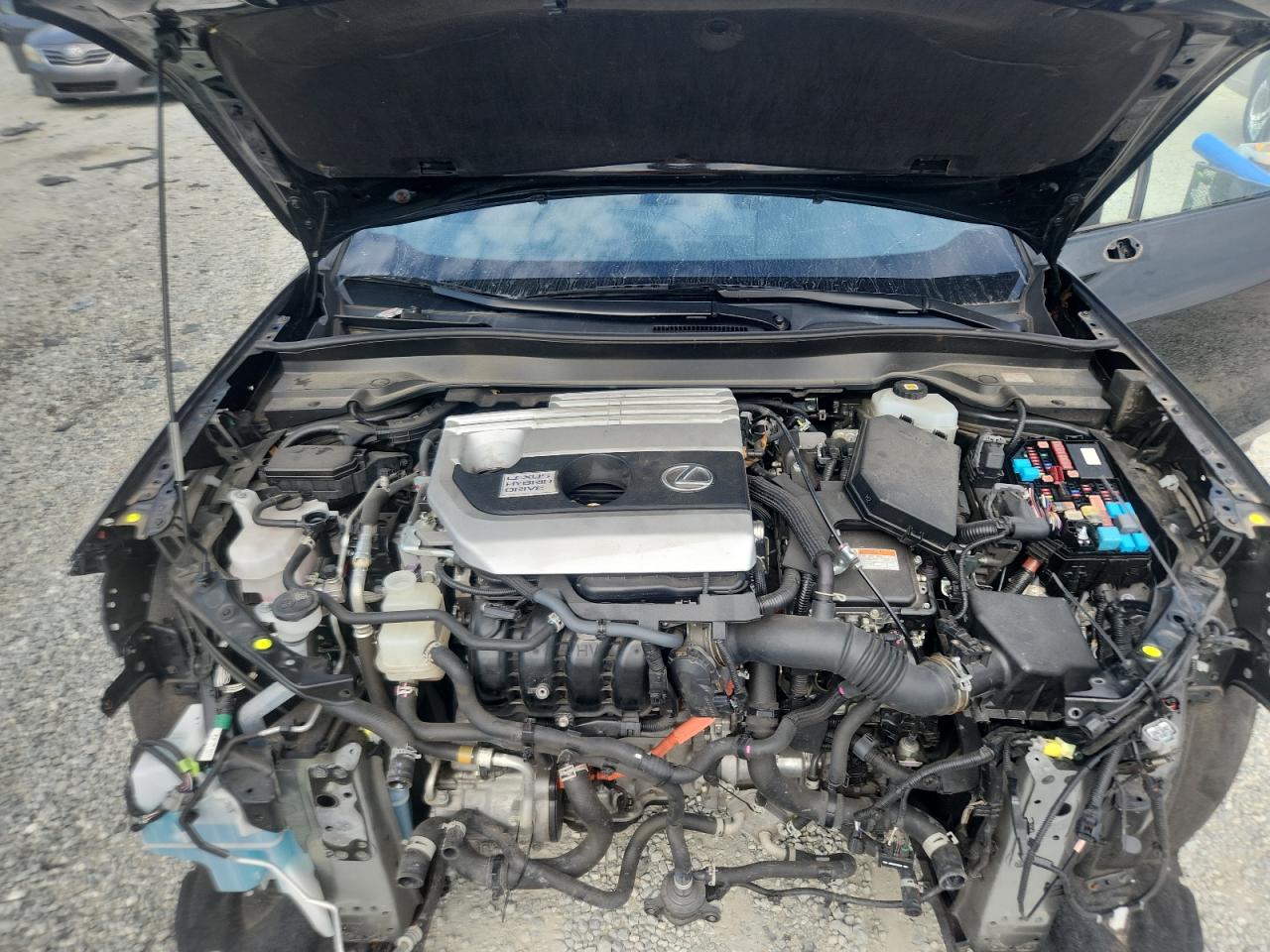 Lexus Ux 250h Image 14