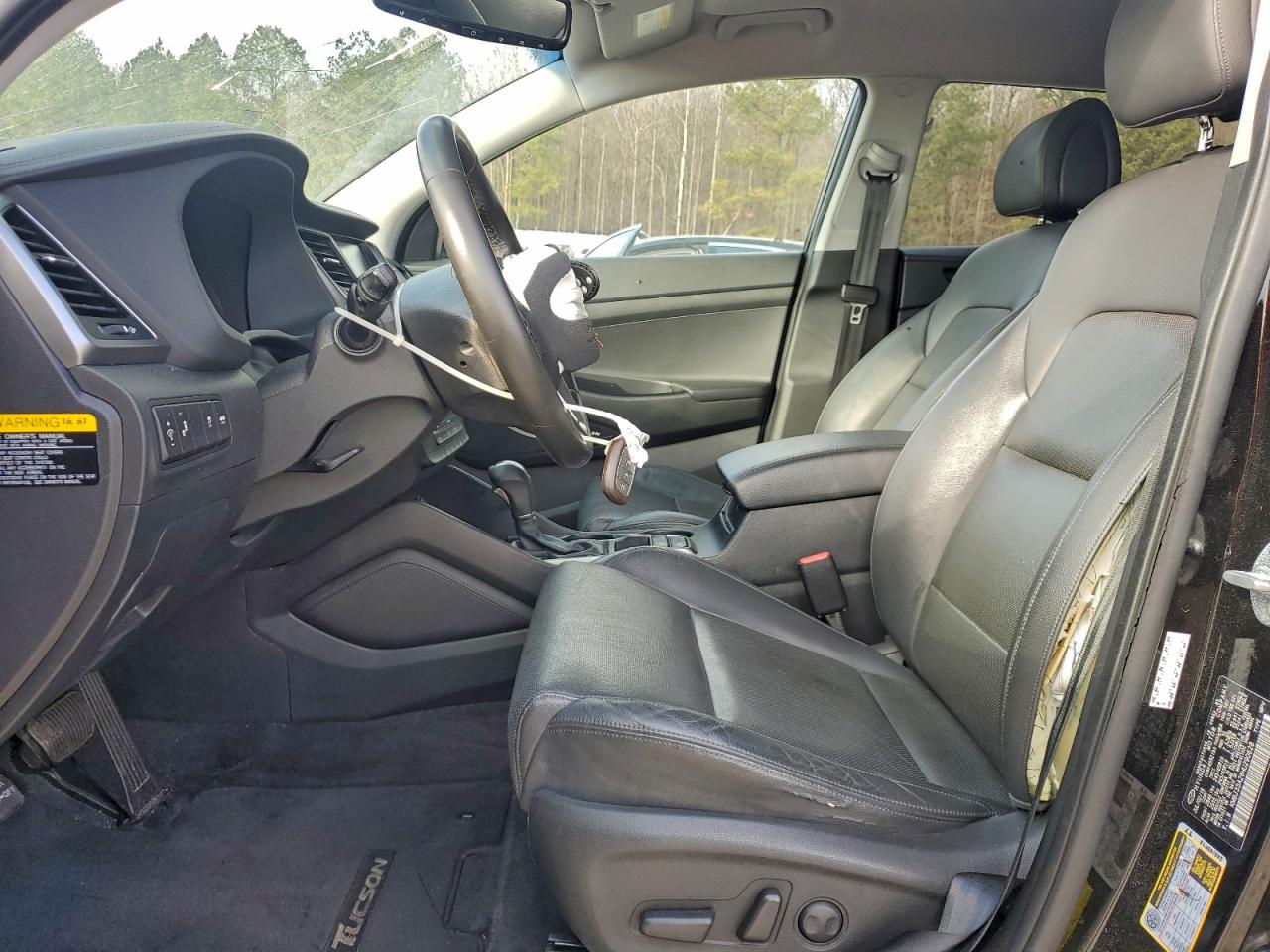 Hyundai TUCSON Limited Image 10