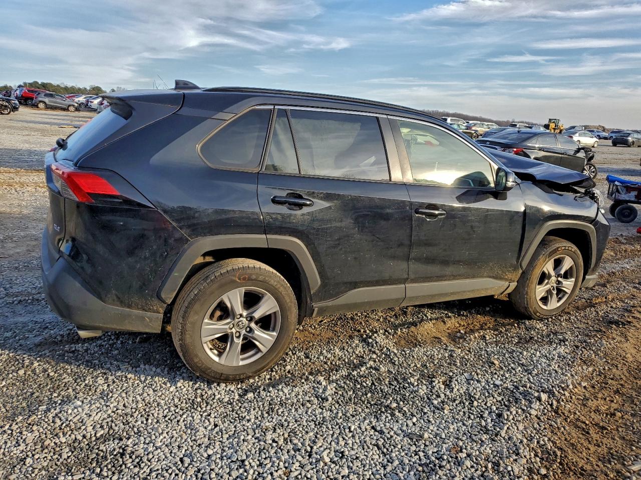 Toyota RAV4 Xle Image 4