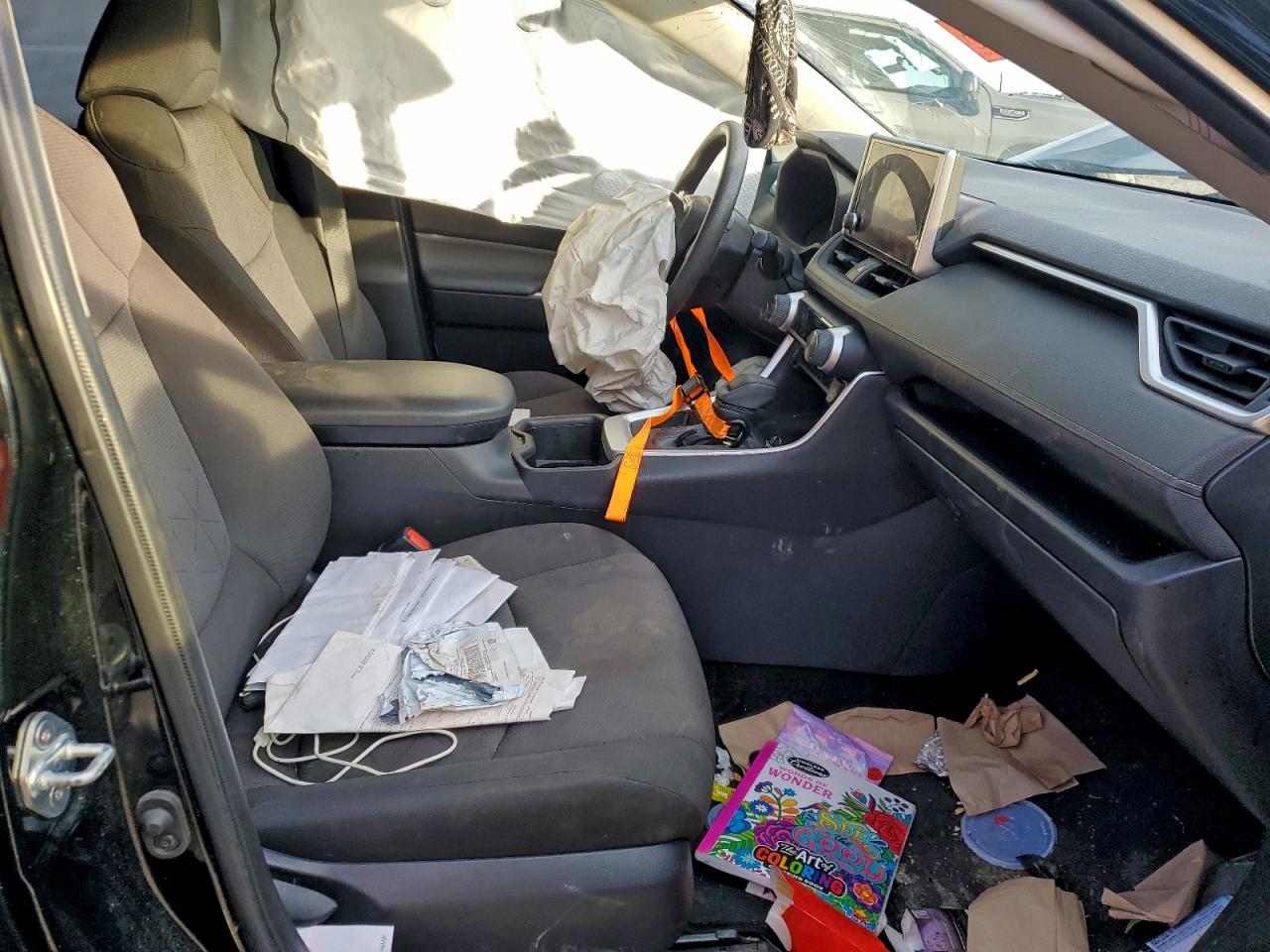 Toyota RAV4 Xle Image 13