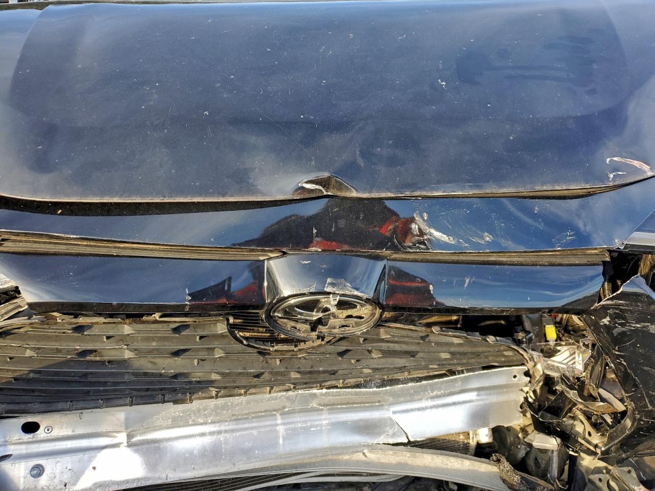 Toyota RAV4 Xle Image 8