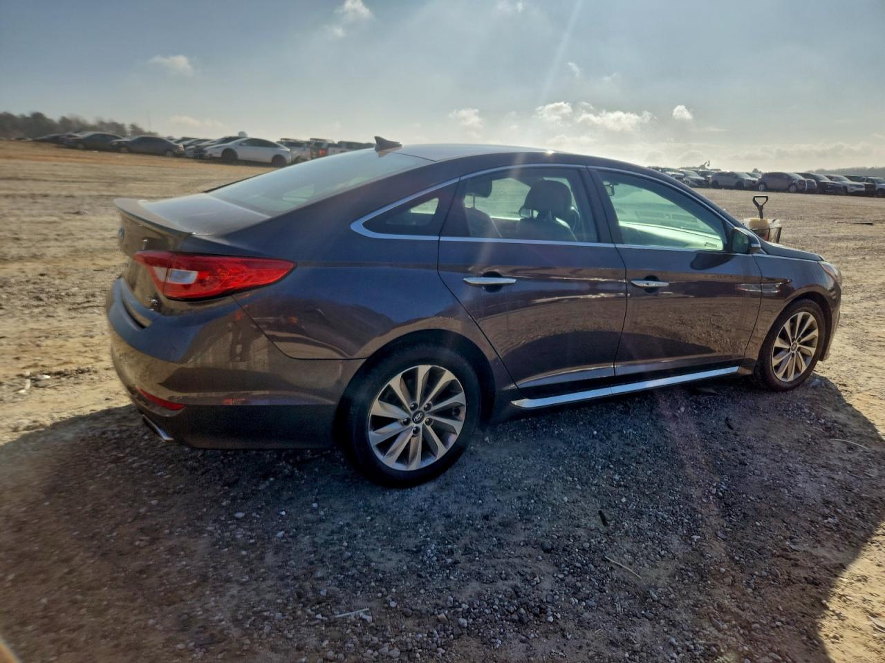 Hyundai SONATA Sport Image 4
