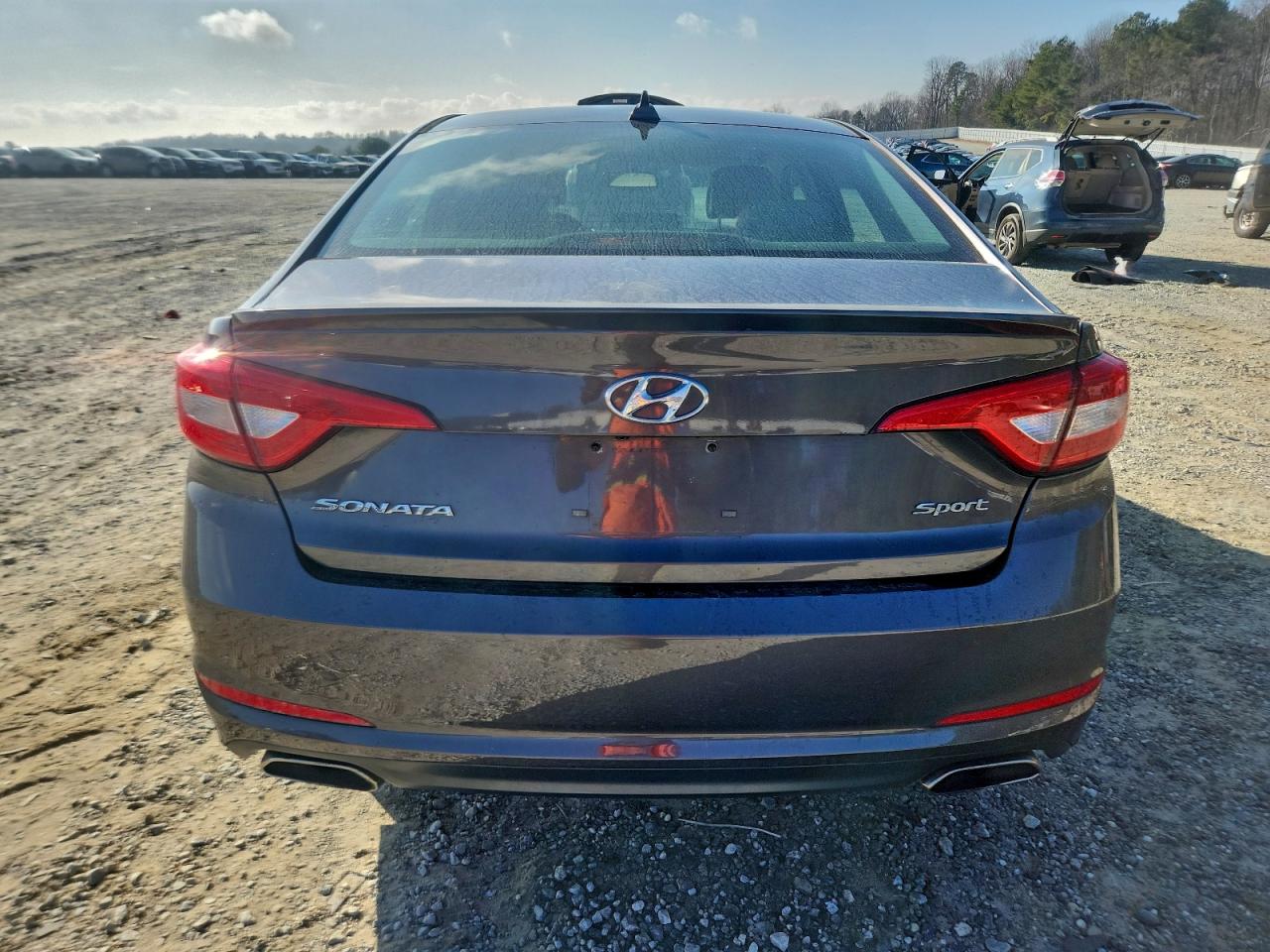 Hyundai SONATA Sport Image 2