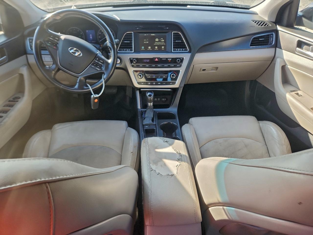 Hyundai SONATA Sport Image 10