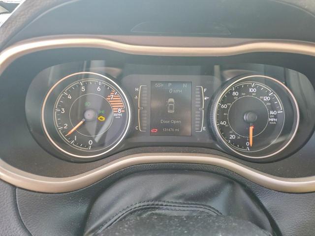 Jeep Grand Cherokee Latitude Image 11