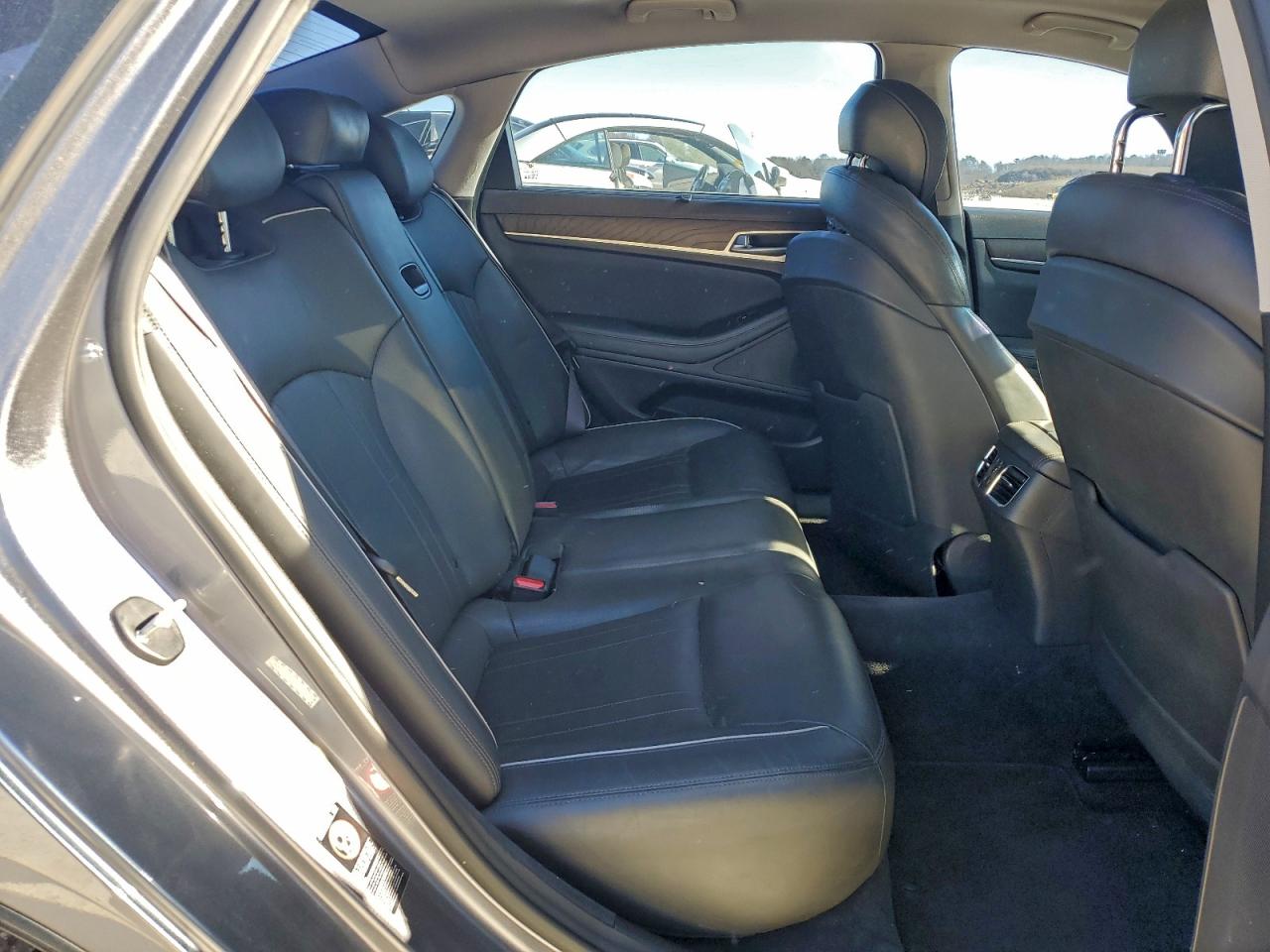 Hyundai Genesis 5.0l Image 6