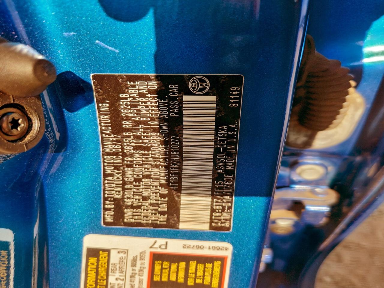 Toyota Camry Le Image 12