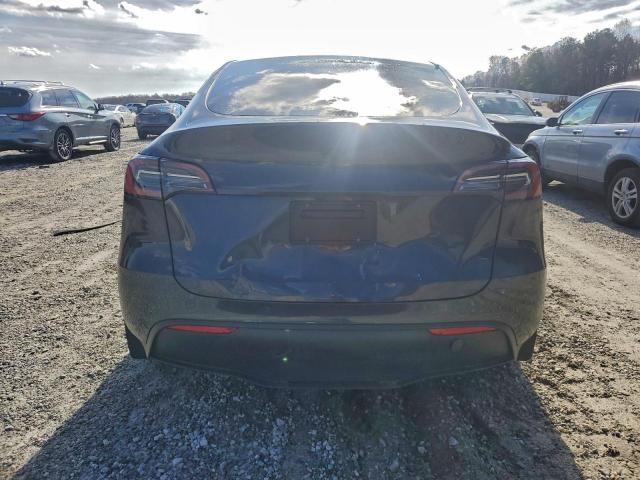 Tesla Model Y Image 6
