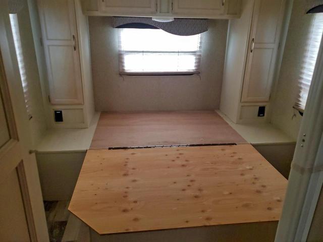 Winnebago 2500fl Image 10