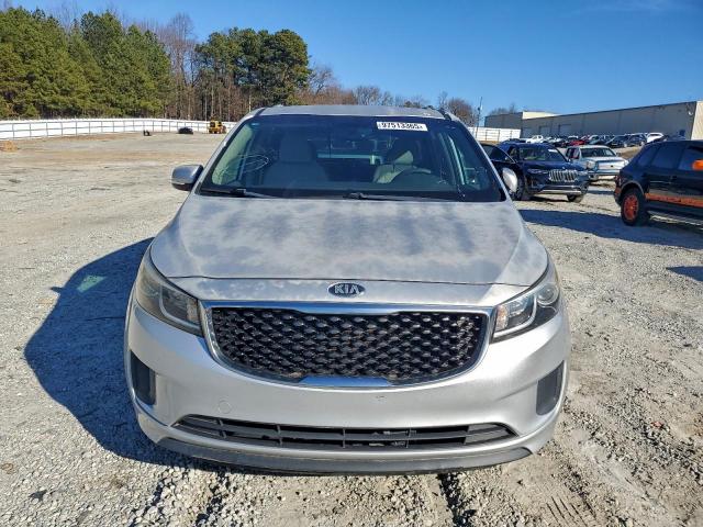 Kia Sedona Lx Image 5