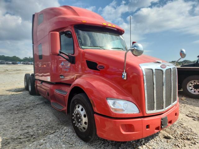  Salvage Peterbilt 579