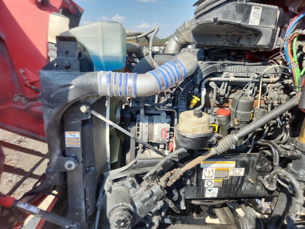 Peterbilt 579 Image 7