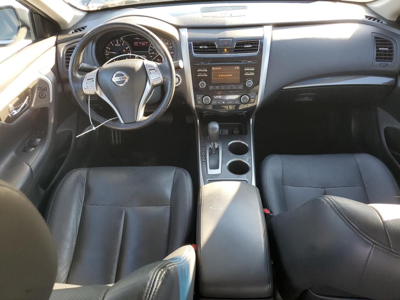 Nissan Altima 2.5 Image 4