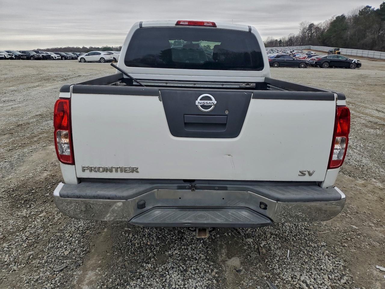 Nissan Frontier S Image 3