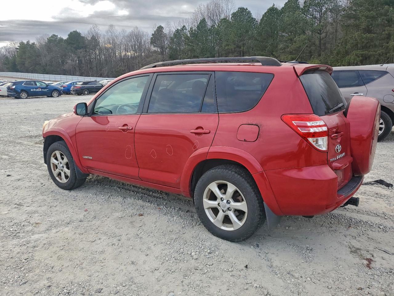 Toyota RAV4 Limited Image 8