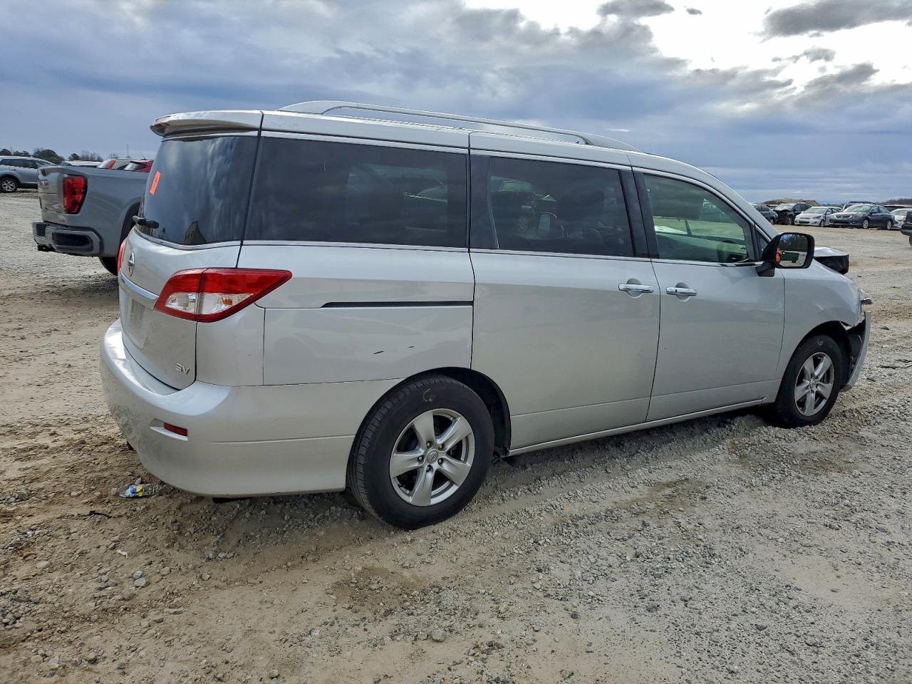 Nissan Quest S Image 8