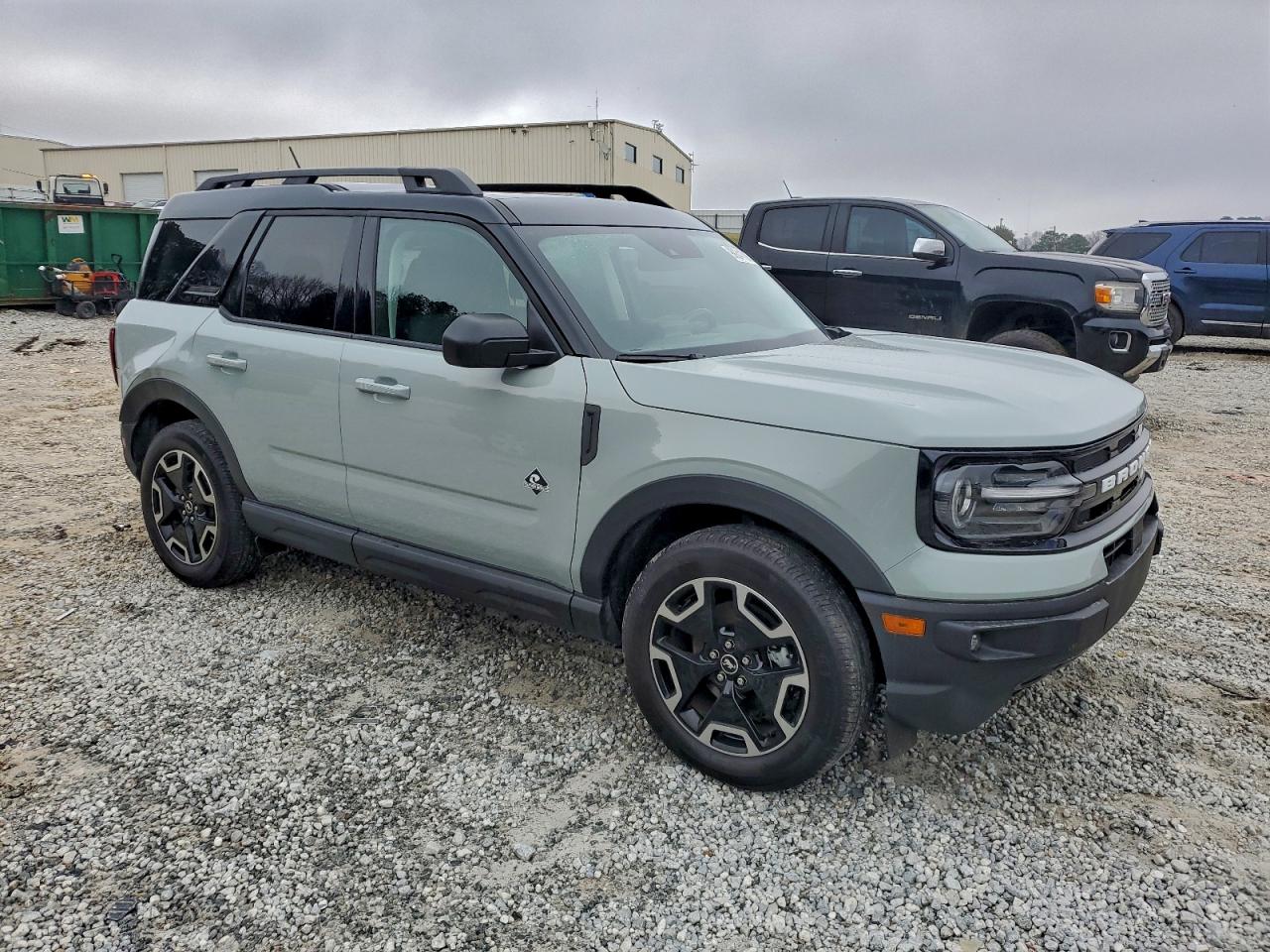 Ford Bronco Outer Banks Image 4