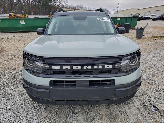 Ford Bronco Outer Banks Image 9