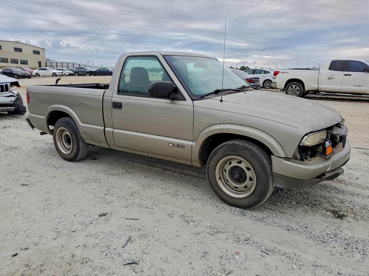 Chevrolet S-10 S10 Image 9
