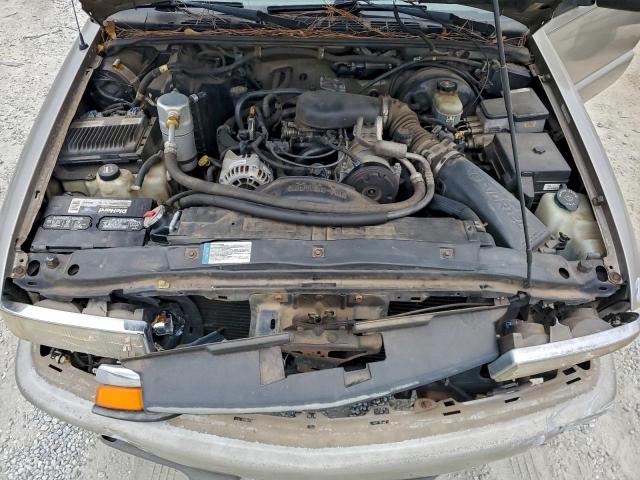 Chevrolet S-10 S10 Image 11