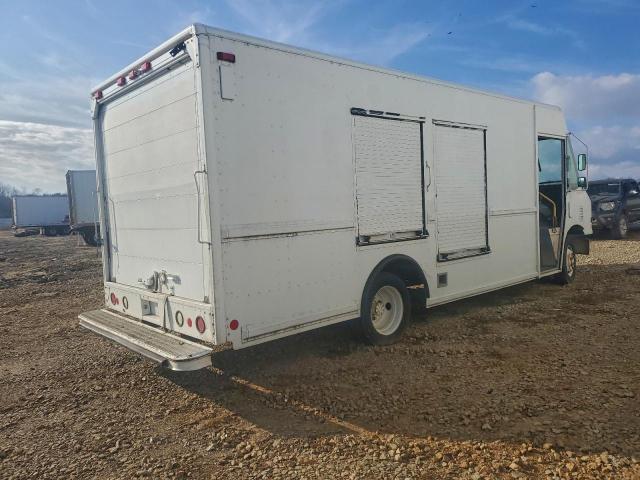 Freightliner Chassis M M Line Walk-in Van Image 3