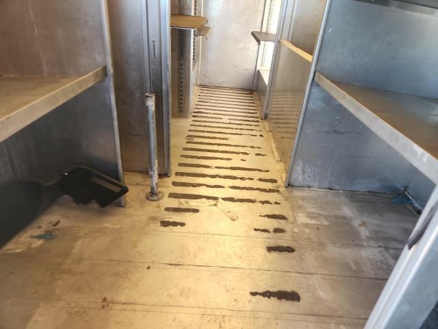 Freightliner Chassis M M Line Walk-in Van Image 11