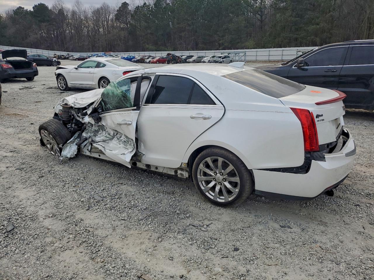 Cadillac ATS Luxury Image 3