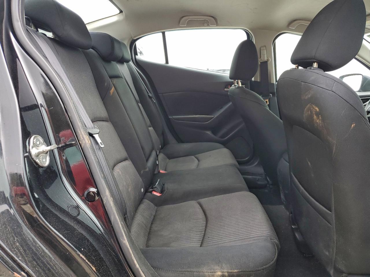 Mazda 3 Touring Image 3